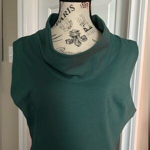 ✨🎄✨ ALFRED SUNG GREEN DRESS Size 10 NWOT
